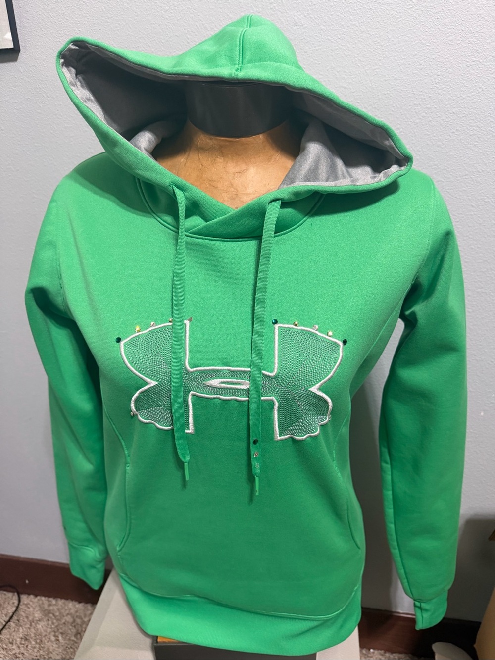 Under Armour ColdGear Womens Green Crewneck Hoodie with Gray Lined Hood